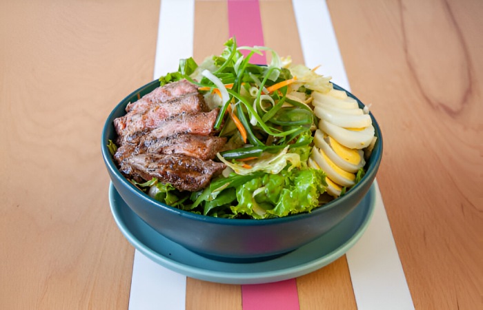 Grilled Steak Salad - high protein lunch